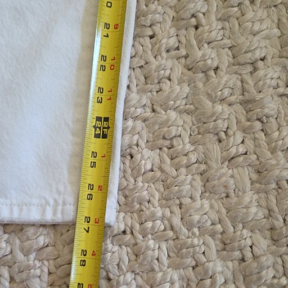 Levi's Cream/White High-Rise Straight Jeans - Picture 9 of 9